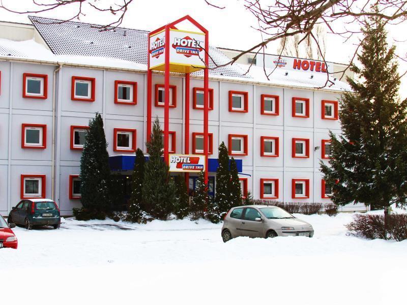 Drive Inn Hotel Törökbálint Esterno foto